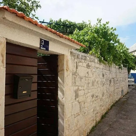 Daire With Wifi Selca, Brac - 22969 *