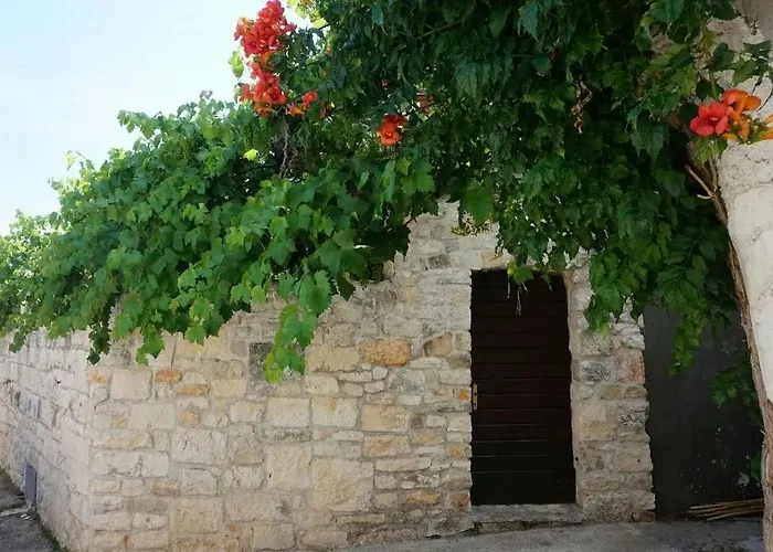 Apartment With Wifi - Brac - 22969